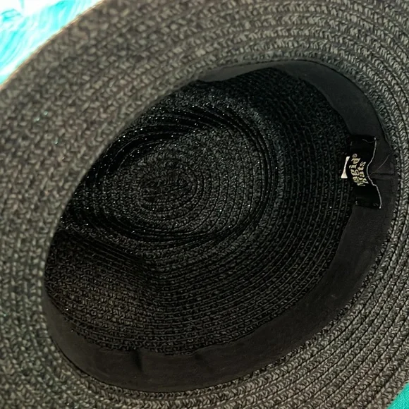 Ladies Hat - Picture 7 of 9